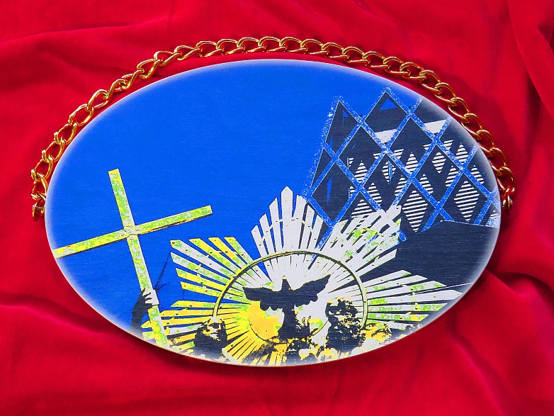 Holy Trinity 2024 Front Chip 0424 - IMG_8683